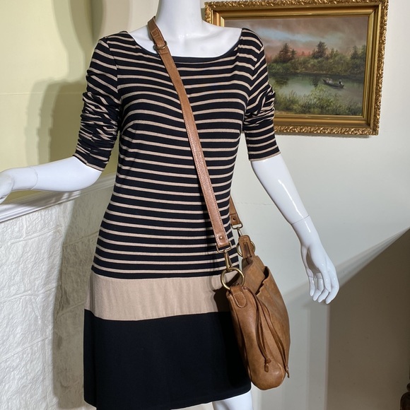 Roots Bags Roots Tribe Leather Cross Body Bag Poshmark